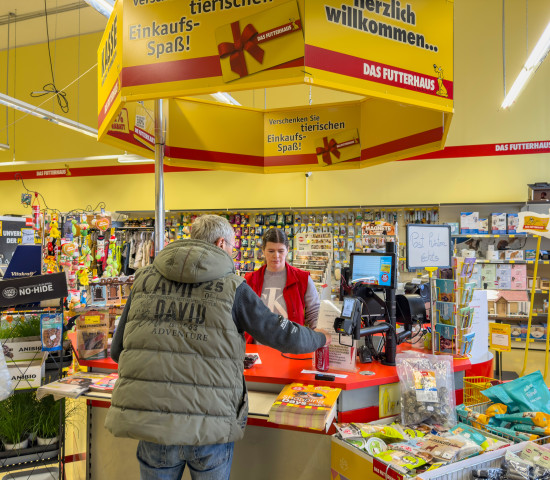 Die Markenauswahl trifft der Franchisenehmer selbstständig. Die Markenauswahl trifft der Franchisenehmer selbstständig.
