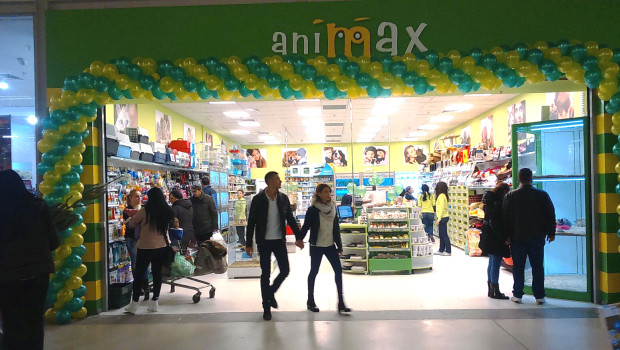 Animax betreibt in Rumänien fast 80 Standorte. Animax betreibt in Rumänien fast 80 Standorte.