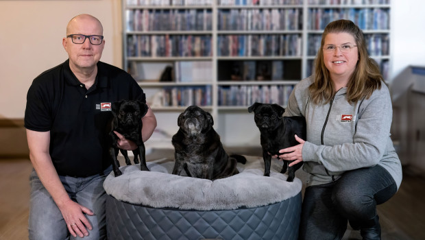 Freuen sich auf ihren Dogstyler-Standort: Nicole und Jörg Schwarze.