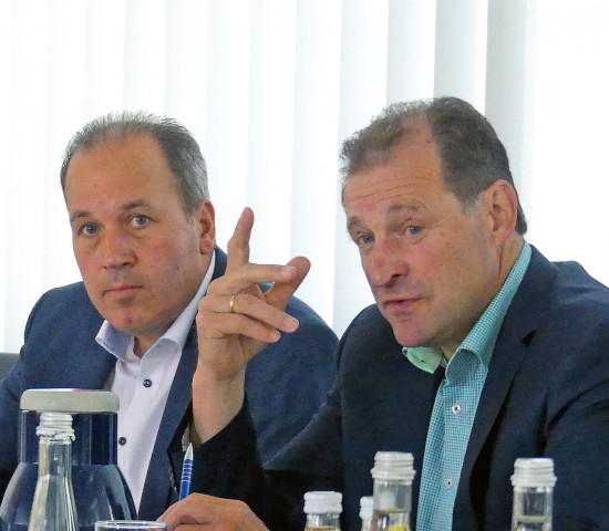 ZG Raiffeisen,  Vorstandsvorsitzende Ewald Glaser (rechts) und Vorstand Lukas Roßhart