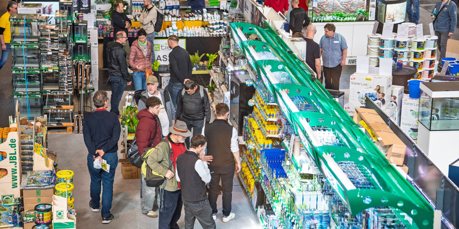 Auf der Messe können Hersteller erleben, wie ihre neuen Konzepte bei den Aquarianern und Terrarianern ankommen. Auf der Messe können Hersteller erleben, wie ihre neuen Konzepte bei den Aquarianern und Terrarianern ankommen.