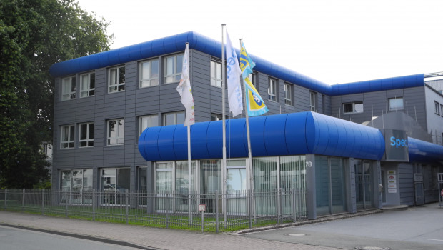 Die Multimarkenstrategie von Spectrum Brands, hier der Firmensitz in Melle, wurde nun um Armitage erweitert. Die Multimarkenstrategie von Spectrum Brands, hier der Firmensitz in Melle, wurde nun um Armitage erweitert.