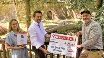 Bauhaus spendet 12.000 Euro an den Zoo Landau