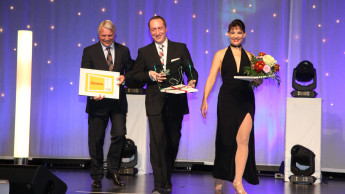 Josera erhält Sonderpreis „Dialogmarketing 2013“