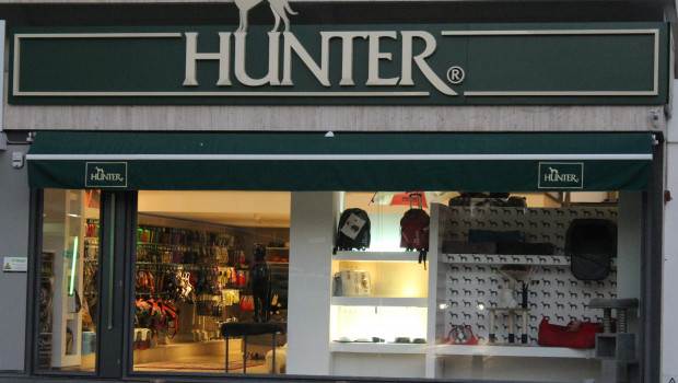 Hunter 