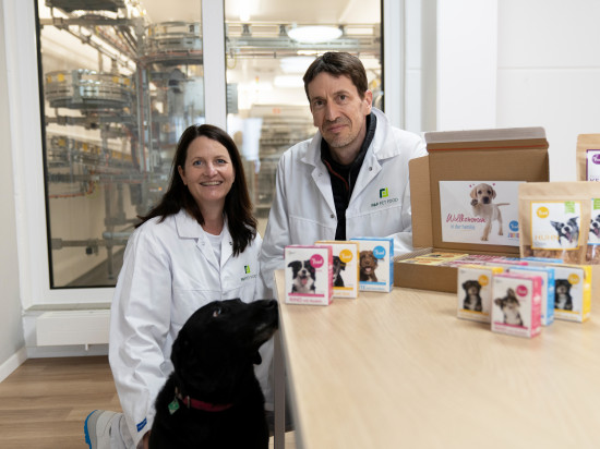 F&F Pet Food wurde von Beate Rank und Tobias Kobier gegründet.