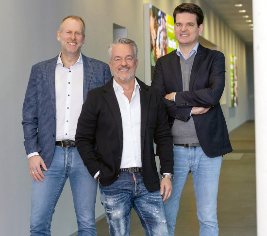 Geschäftsführer Christian Kümmel, Unternehmensgründer und -inhaber Torsten Toeller und Geschäftsführer Dr. Johannes Steegmann