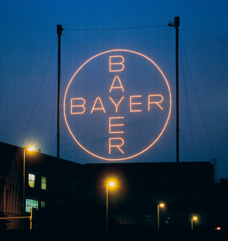 Das Pharmaunternehmen Bayer hat einen drastischen Konzernumbau angekündigt.