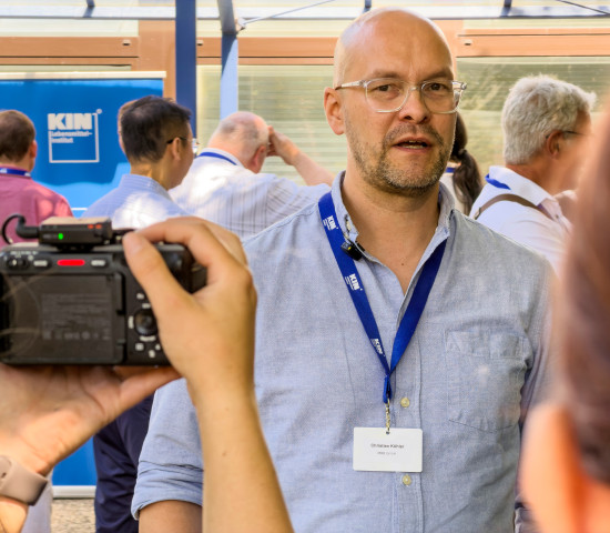 Christian Köhler, Geschäftsführer der MBB GmbH, sprach über „KI im Alltag – Konkrete Anwendungen für Petfood-Hersteller“. Christian Köhler, Geschäftsführer der MBB GmbH, sprach über „KI im Alltag – Konkrete Anwendungen für Petfood-Hersteller“.
