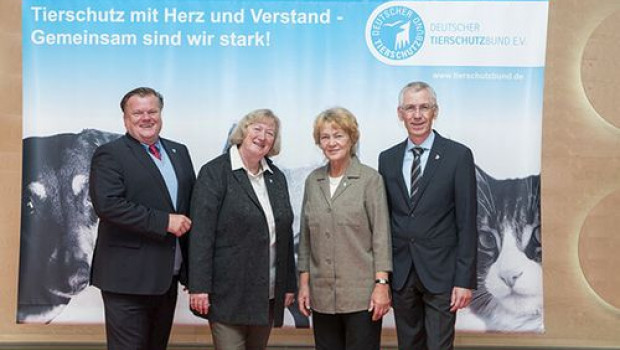 Mitglieder des Präsidiums des Deutschen Tierschutzbundes (von links): Thomas Schröder, Dr. Brigitte Rusche, Renate Seidel, Jürgen Plinz.