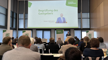 ZZF-Symposium stellte den Hund in Fokus ZZF-Symposium stellte den Hund in Fokus