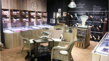 Kölle Zoo fokussiert Barf-Shops