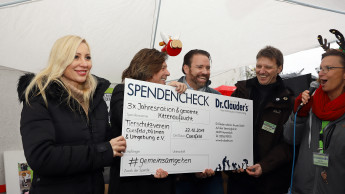 Dr. Clauder spendet  Futter