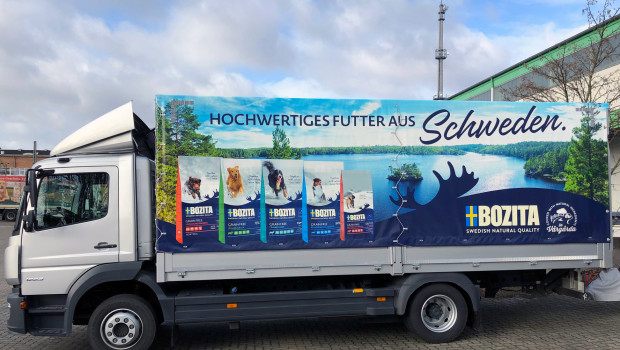 Bozita auf Lkw-Planen von Hega