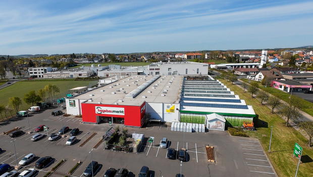 Der Standort bietet auf etwa 7.000 m² Produkte rund um Garten, Renovierung, Instandhaltung und Tierbedarf.