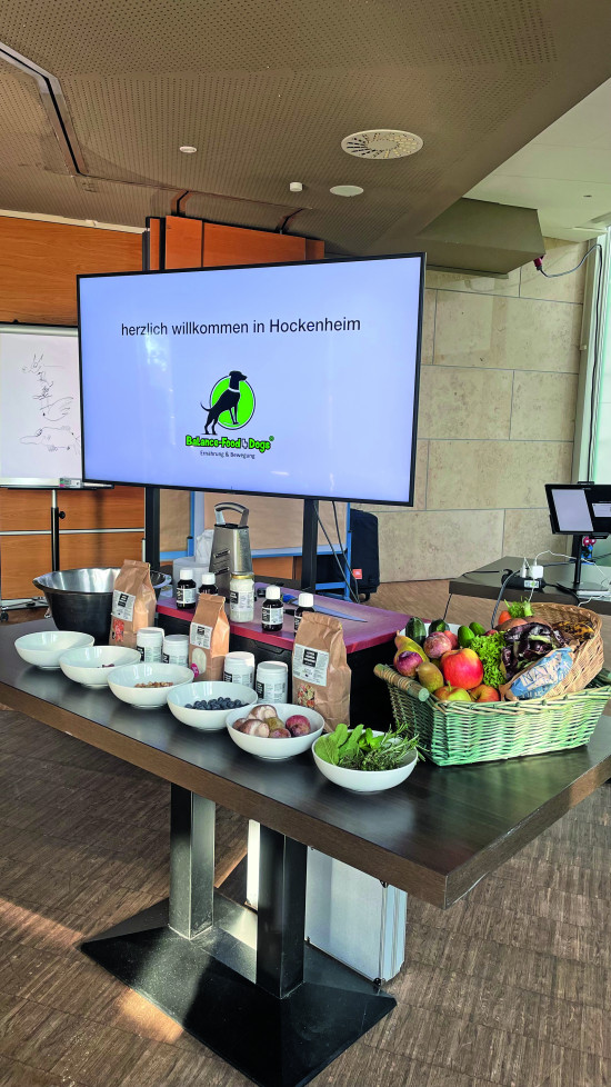 Ziel der Schulungen ist es, engagierte Mitarbeitende in ihrem Fachwissen, ihrer Kompetenz und dem jeweiligen Verantwortungsgrad zu unterstützen. Ziel der Schulungen ist es, engagierte Mitarbeitende in ihrem Fachwissen, ihrer Kompetenz und dem jeweiligen Verantwortungsgrad zu unterstützen.