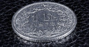 Ospelt stellt Gehälter auf Euro um