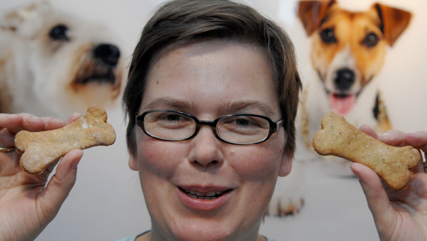 Friederike Friedel ist Inhaberin der erfolgreichen Hundekuchenbäckerei Dog’s Deli.