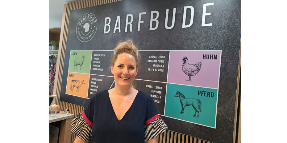 Anna Roßkamp ist begeisterte Hundebesitzerin und hat ihr Barf-Hobby zum Beruf gemacht. 