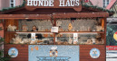 Hundesnacks auf dem Weihnachtsmarkt