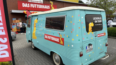 Das Futterhaus präsentiert sich auf der ersten Stadtpfotenmesse