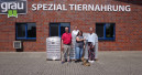 Grau unterstützt Tier Tisch Bielefeld