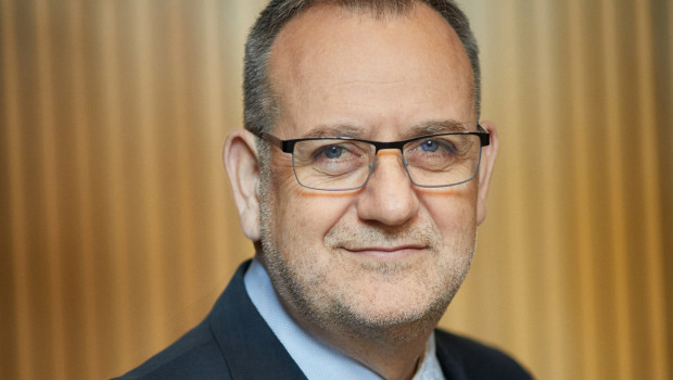 David Drachmann-Sunne verfügt über eine langjährige Berufserfahrung. David Drachmann-Sunne verfügt über eine langjährige Berufserfahrung.