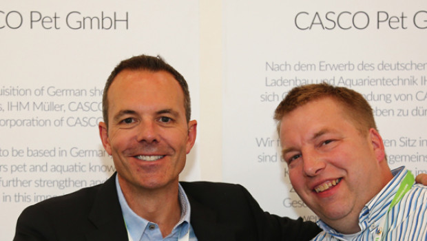 Casco Pet kauft sich in Deutschland ein