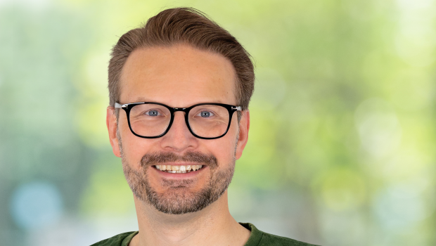 Rafael Rybandt, Marketing-Teamlead bei Green Petfood. „Vor allem in den Bereichen Produktion, Verpackung und Distribution haben wir uns nachhaltig verbessert.” 