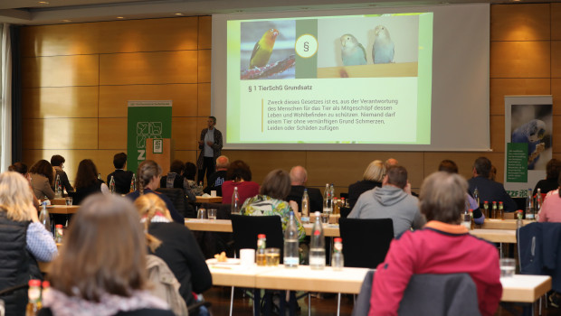 Um die Ziervogelhaltung ging es beim gut besuchten ZZF-Fachsymposium in Kassel. 