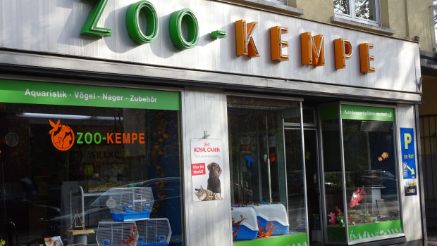 Zoo-Kempe befindet sich nahe der Offenbacher Innenstadt und profiliert sich durch ein großes Angebot an Zierfischen und Ziervögeln.