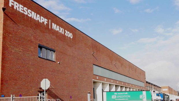 Einem Bericht der „Aachener Zeitung“ zufolge plant Fressnapf ein neues Logistikzentrum in Nörvenich.  