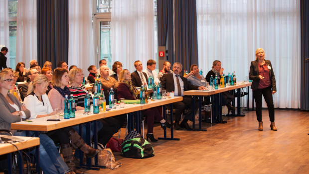 Rund 90 Teilnehmer besuchten 2015 das 20. ZZF-Symposium in Kassel. Foto: WZF/Andreas Weber Rund 90 Teilnehmer besuchten 2015 das 20. ZZF-Symposium in Kassel. Foto: WZF/Andreas Weber