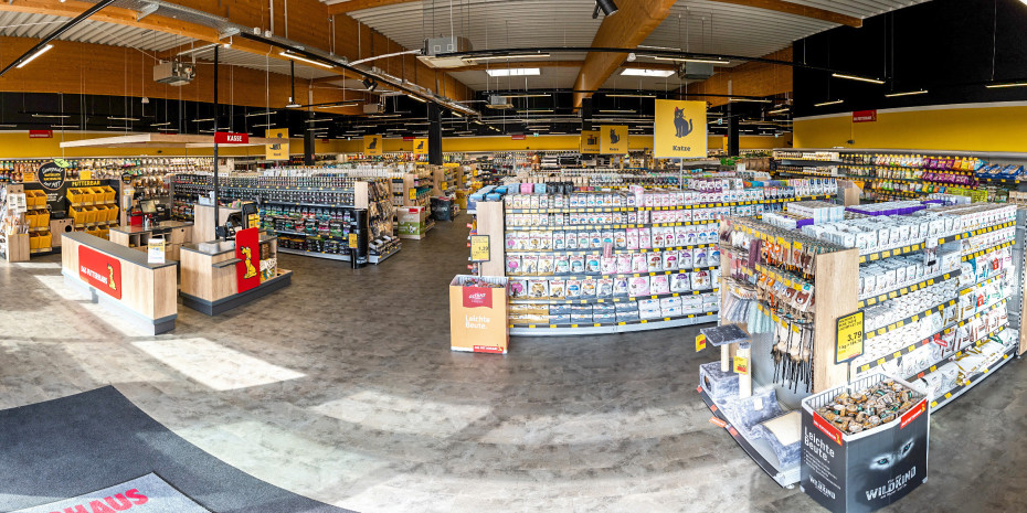 Mit 550 m2 stellt Zeltweg eine ideale Größe für die Kette dar. Mit 550 m2 stellt Zeltweg eine ideale Größe für die Kette dar.