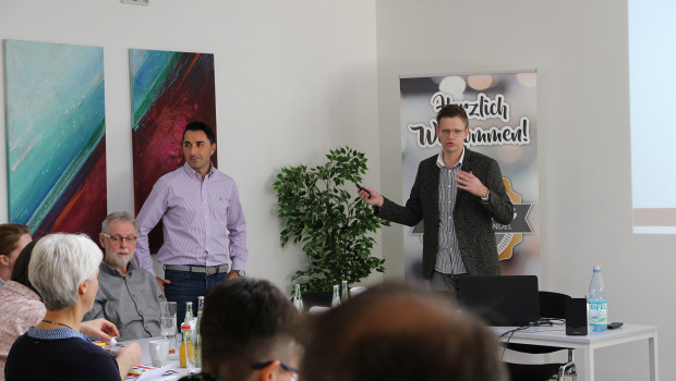 Zooma-Geschäftsführer Adin Mulaimovic (links) und takefive-Geschäftsführer Stephan Schlüter stellten aktuelle Entwicklungen vor.