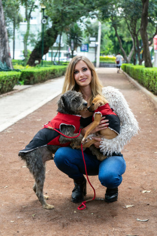 Jacqueline Schurter, Hundemarke Carolina Corrodi