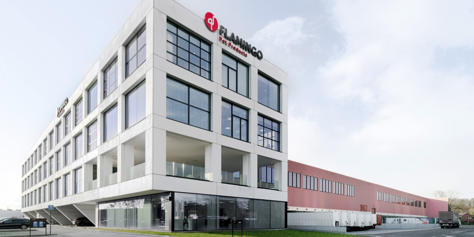 Das neue Firmengelände umfasst  eine Fläche von 56.000 m2. Seinen neuen Firmensitz versteht Flamingo als Zentrum für Innovation, Wachs-tum und Zusammenarbeit.