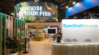 Spectrum Brands feiert Tetra- und IAMS-Jubiläen