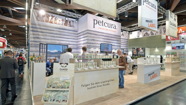 Petcura GmbH , Nassfutter, Snacks Petcura GmbH , Nassfutter, Snacks