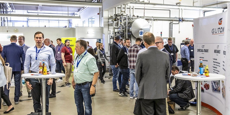 Im KIN-Produktentwicklungszentrum gibt es Technologievorführungen und konstruktiven Austausch.