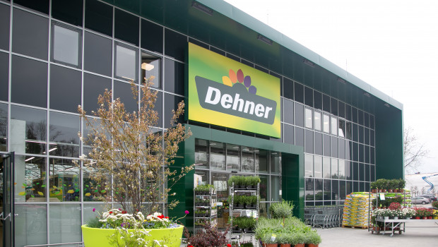 Dehner eröffnet in Anif