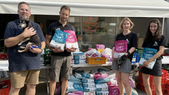 400 kg Trockenfutter für die Tiertafel Hamburg