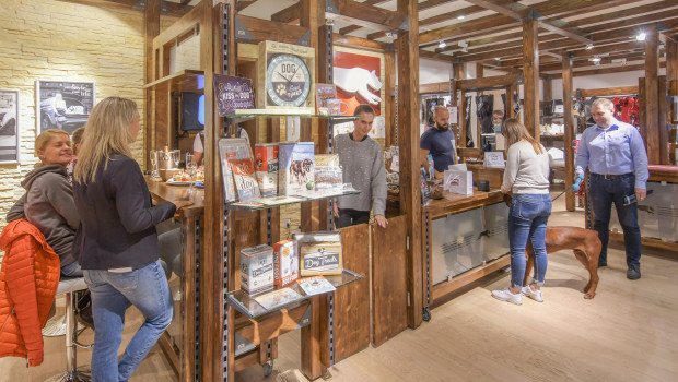 Die erste nicht-deutschsprachige Dogstyler-Filiale wurde nun in Prag eröffnet.