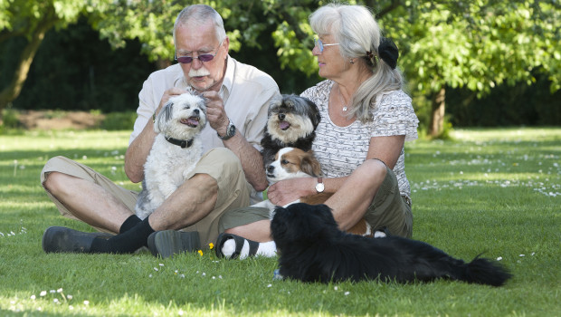 Die individuelle Namensgebung ist auch Ausdruck für die tiefe emotionale Bindung, die Tierhalter häufig zu ihren Hunden aufbauen. Foto: Klostermann/BfT
