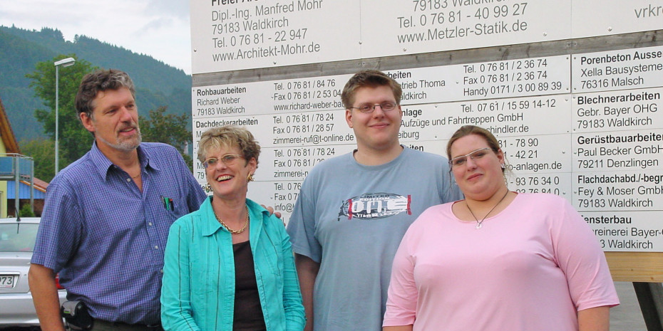 Firmengründer Peter Hoch, seine Frau, Geschäftsführer Jürgen Hoch und dessen Schwester Annette Hoch.