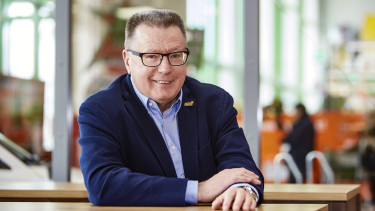 Timo Huwer pausiert, Erich Huwer kommt als Globus-Chef zurück