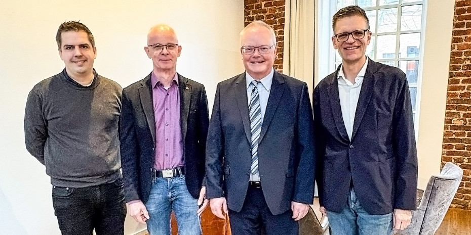 Der neue Aufsichtsrat der Egesa-Zookauf: Frank Heerdt (Vorsitzender, 2. v. r.),Nicolas Falkenberg (l.), Christoph Rosemeyer und Stephan Schlüter (r.).