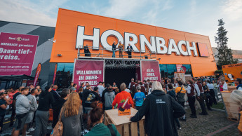 Hornbach feiert Premiere im Burgenland