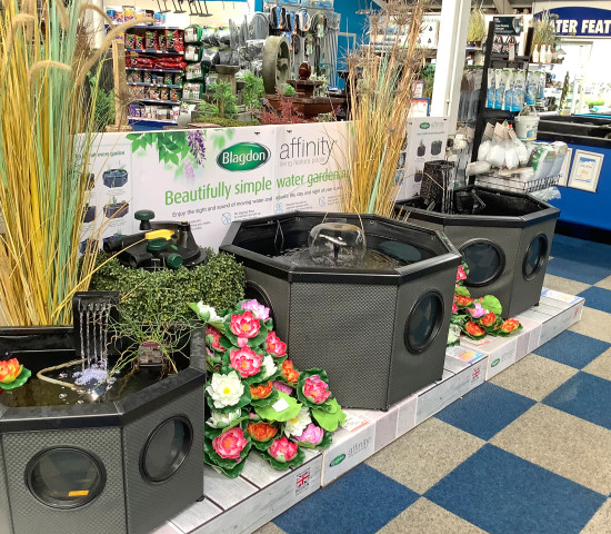 Die Blagdon-Produkte erweitern besonders das Teich-Portfolio der Sera Group. Die Blagdon-Produkte erweitern besonders das Teich-Portfolio der Sera Group.