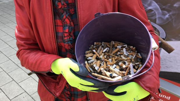 Zigarettenstummeln setzen Gifte frei und sind sogar krebserregend.